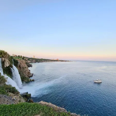 Апартаменты - Пентхаус Возле Дюден Водопада. Apartmán Antalya