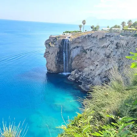 Daire Апартаменты - Пентхаус Возле Дюден Водопада. Antalya